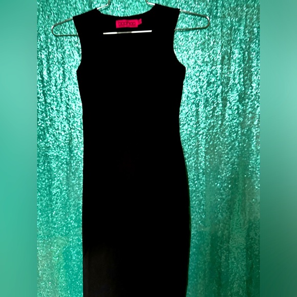 Boohoo Little Black Dress / Plunge Neck Bodycon Midi Dress for ladies size 2 - Picture 8 of 12